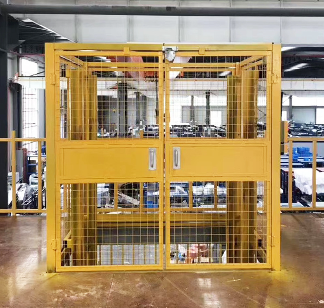 分宜智能导轨式升降机亮相