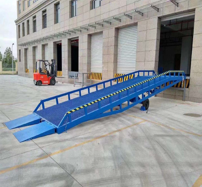 分宜移动式登车桥装卸